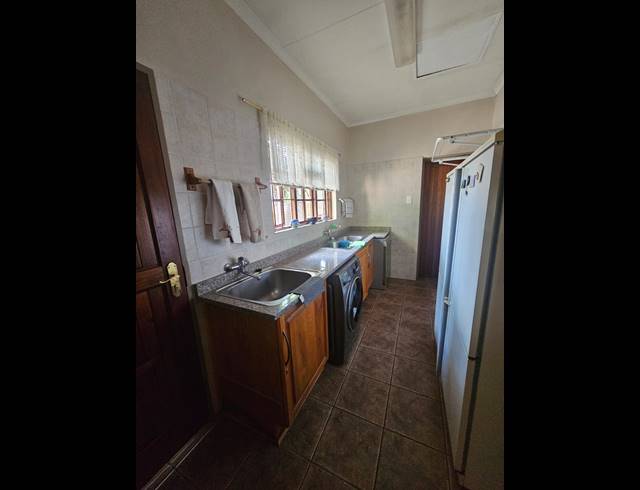 4 BEDROOM HOUSE FOR SALE IN VANDERBIJLPARK SW 5